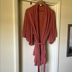 Flowy Pink Kimono Robe